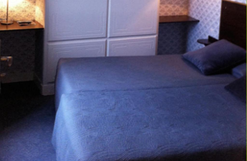Logis Terrasse Hotel Lisieux Rom bilde