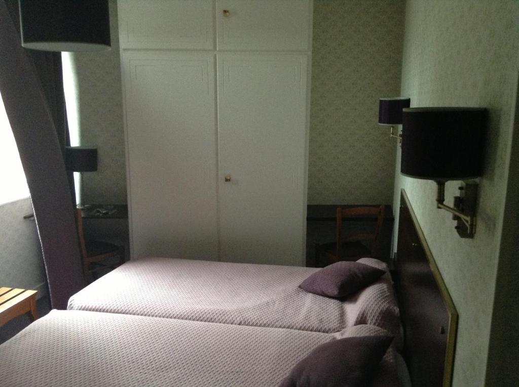 Logis Terrasse Hotel Lisieux Rom bilde